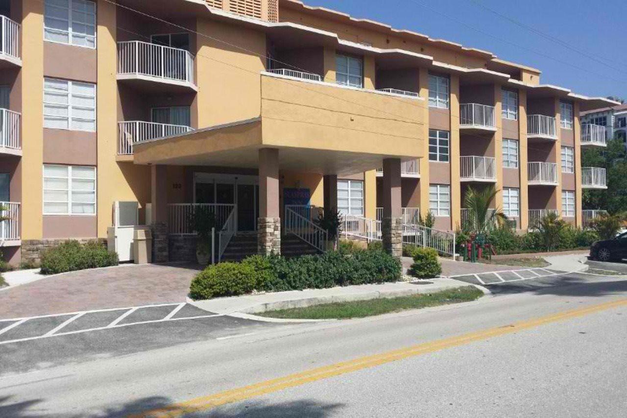 Seaspray Inn Beach Resort Palm Beach Shores Exterior foto