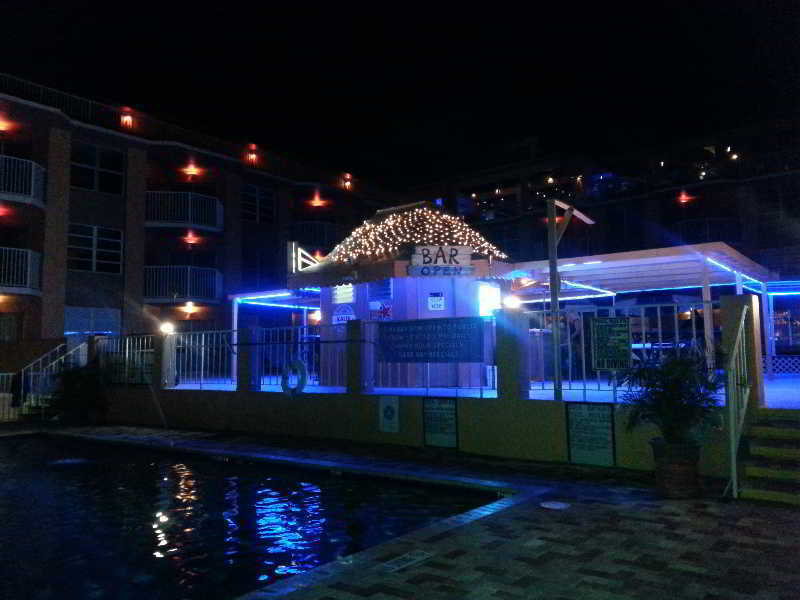 Seaspray Inn Beach Resort Palm Beach Shores Exterior foto