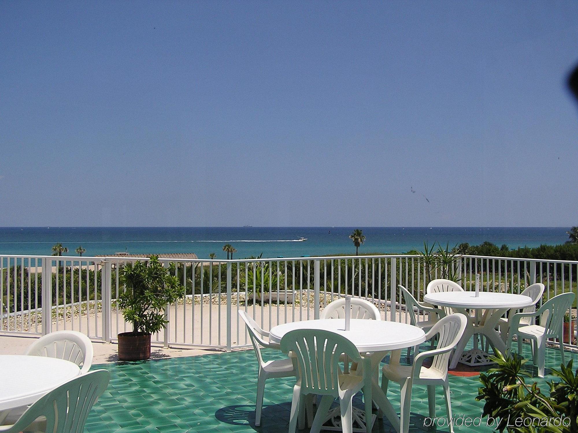 Seaspray Inn Beach Resort Palm Beach Shores Restaurant foto