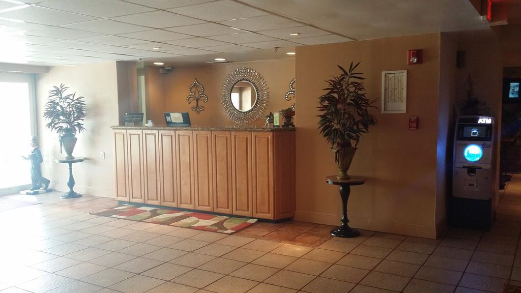 Seaspray Inn Beach Resort Palm Beach Shores Exterior foto