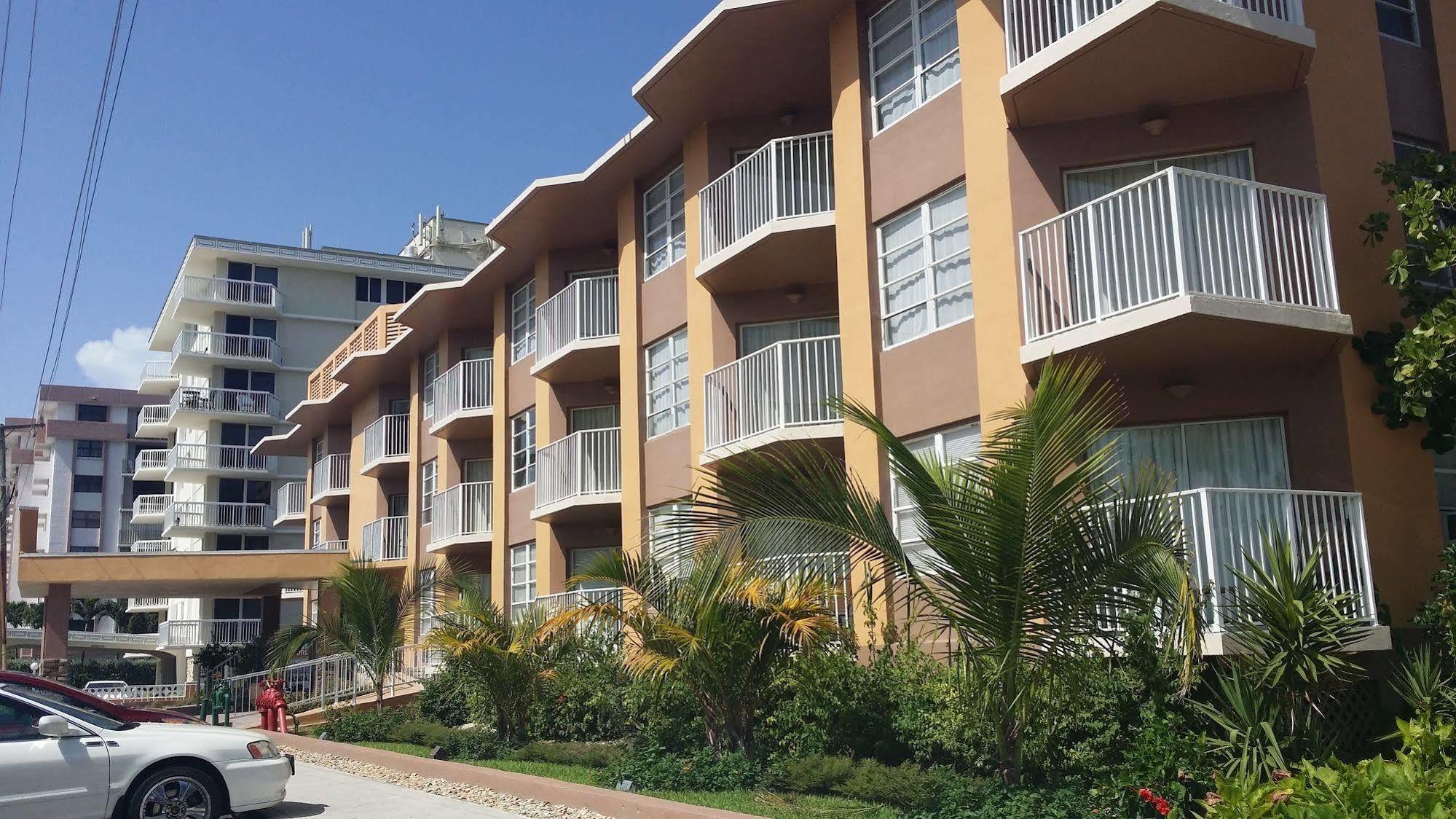 Seaspray Inn Beach Resort Palm Beach Shores Exterior foto