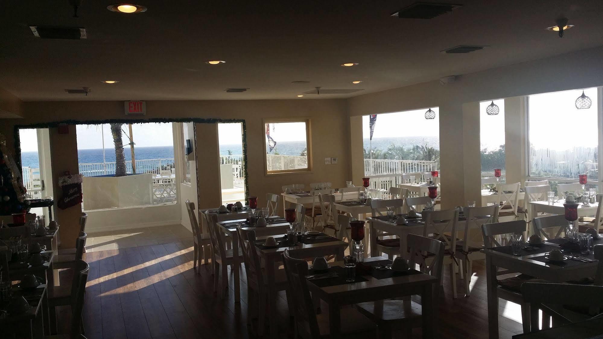 Seaspray Inn Beach Resort Palm Beach Shores Exterior foto