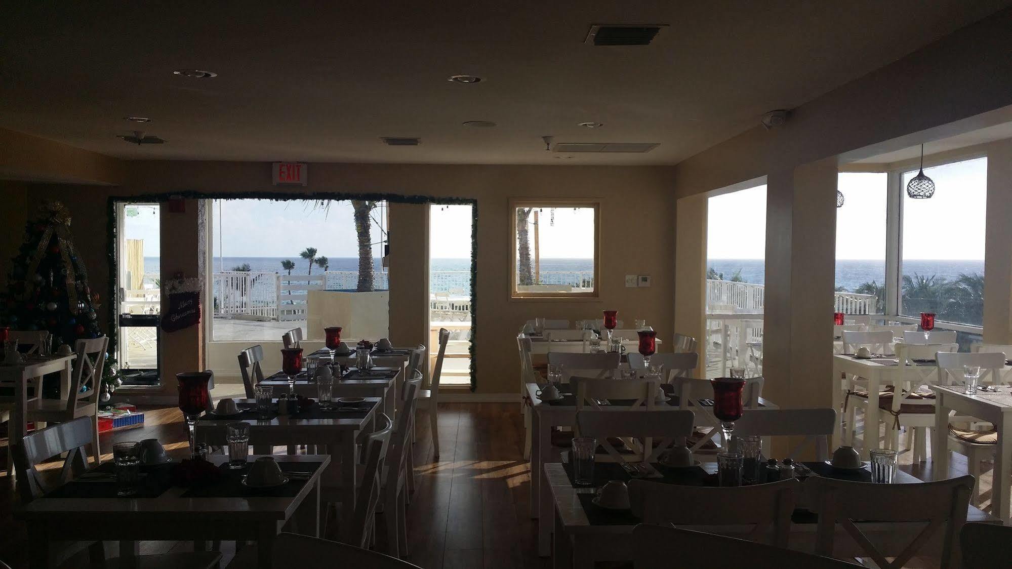 Seaspray Inn Beach Resort Palm Beach Shores Exterior foto